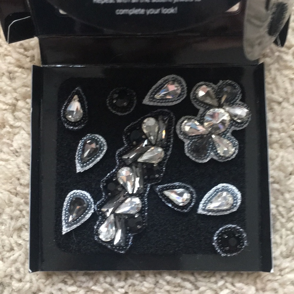 Pink pewter hair gems